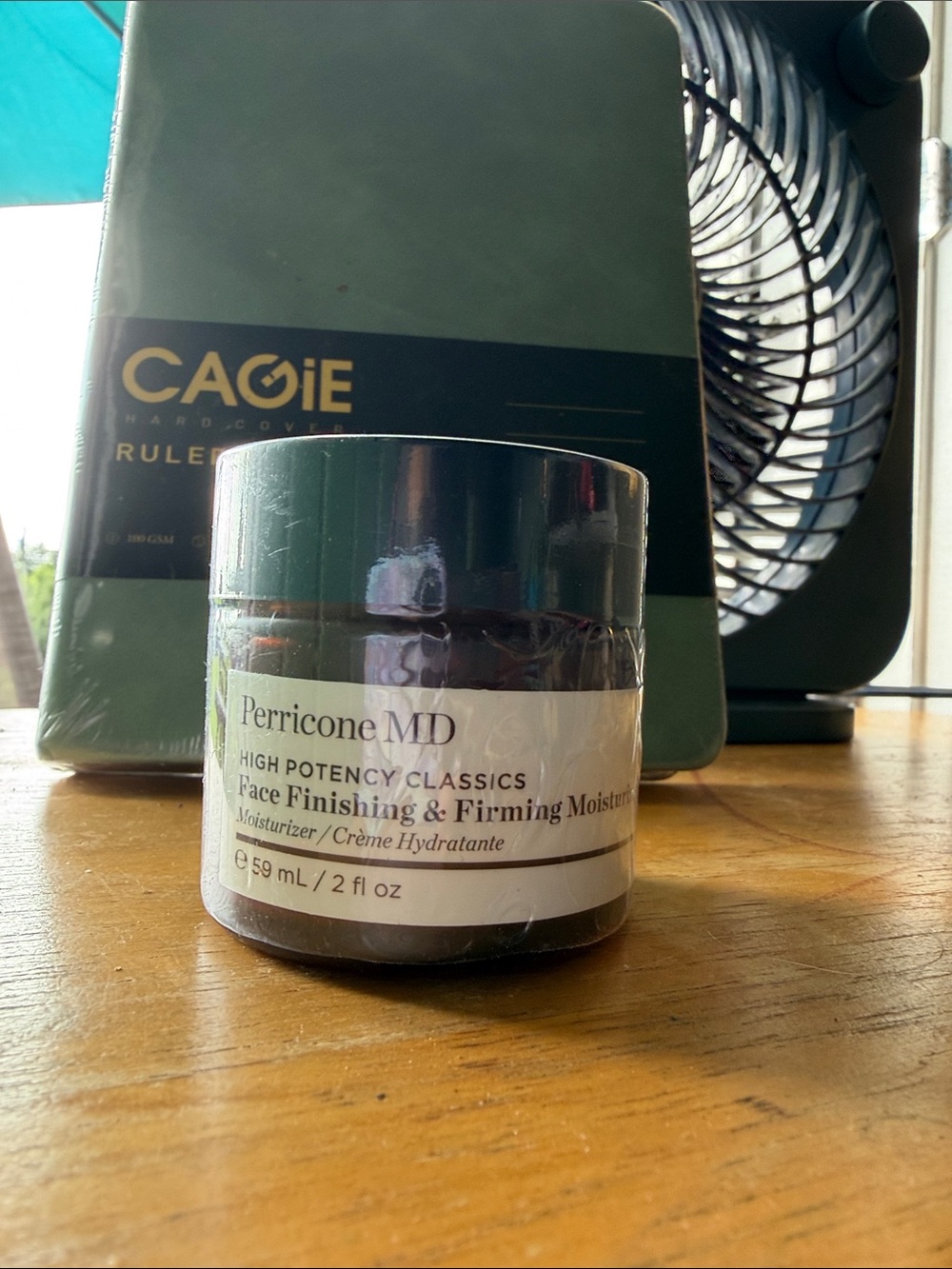 Perricone MD Face Finishing & Firming Moisturizer - Dark Green Packaging